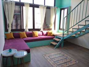 Turquoise, Nablus